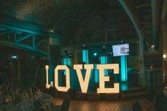 Aufbau des Wedding Special im Herbst 2020 Dj für Hochzeit